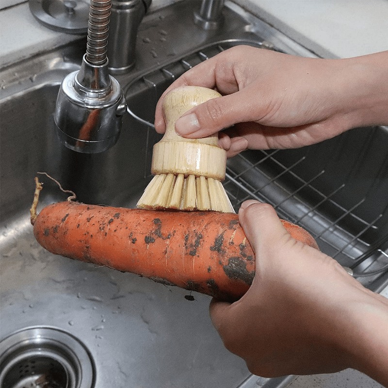 竹製食器洗いブラシ、石鹸置き付きキッチン木製食器洗いブラシ、 - Cast Iron Tetsubin のレビューと価格